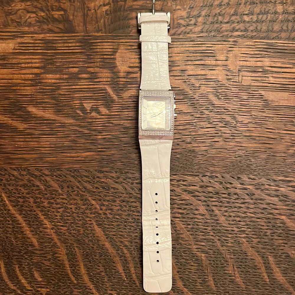 D&G Rhinestone White Women’s Watch